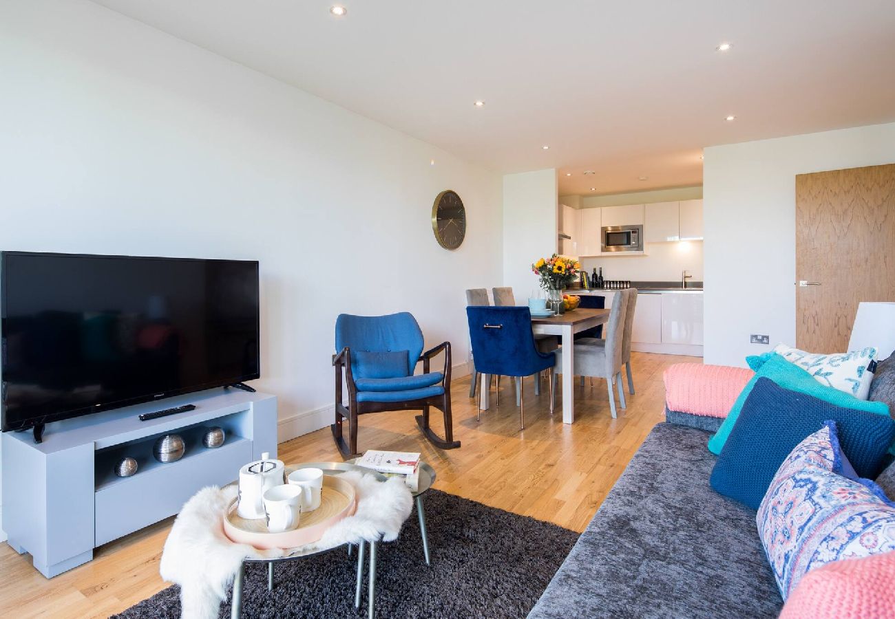 Apartment in London - Greenwich Riverside 2 Bed Apartment by Wild Roses 