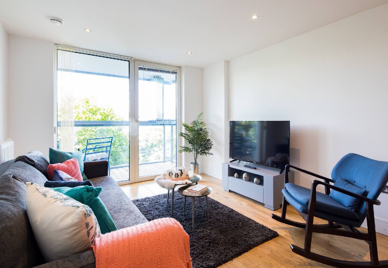 Apartment in London - Greenwich Riverside 2 Bed Apartment by Wild Roses 