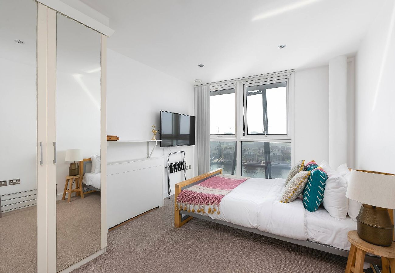 Rent by room in London - Waterfront | ExCel | Double room 
