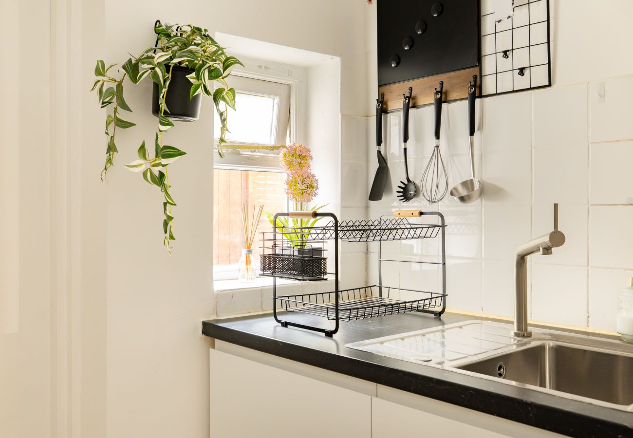 Apartment in Greenwich - The Garden Nest – Victorian 2-Bed