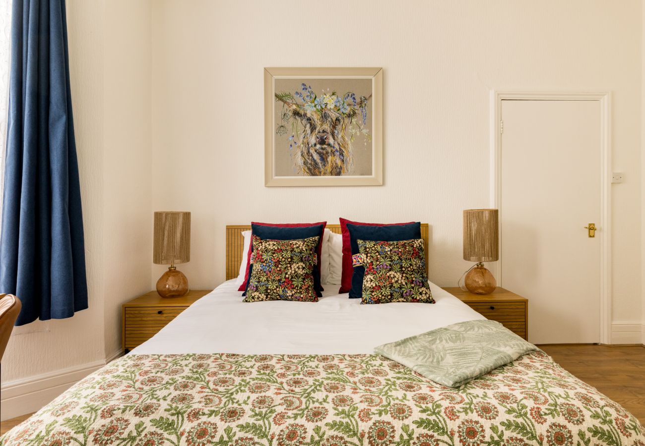 Apartment in Greenwich - The Garden Nest – Victorian 2-Bed