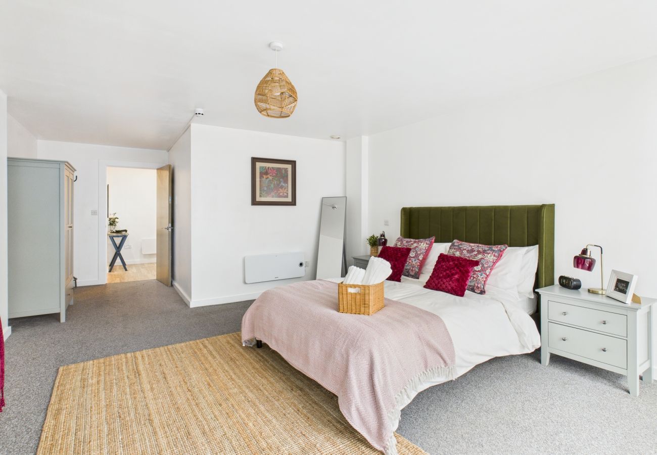Apartment in Manchester - Bright & Stylish 2-Bed | Central Manchester